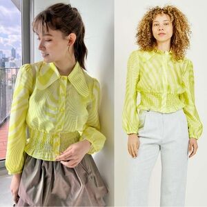 BAUM UND PFERDGARTEN Psychedelic Print Oversized Collar Smocked Button Blouse S